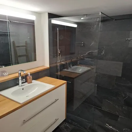 Charming Retreat In Near Flims Tatil Evi Tamins