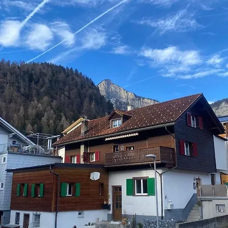 Charming Retreat In Near Flims